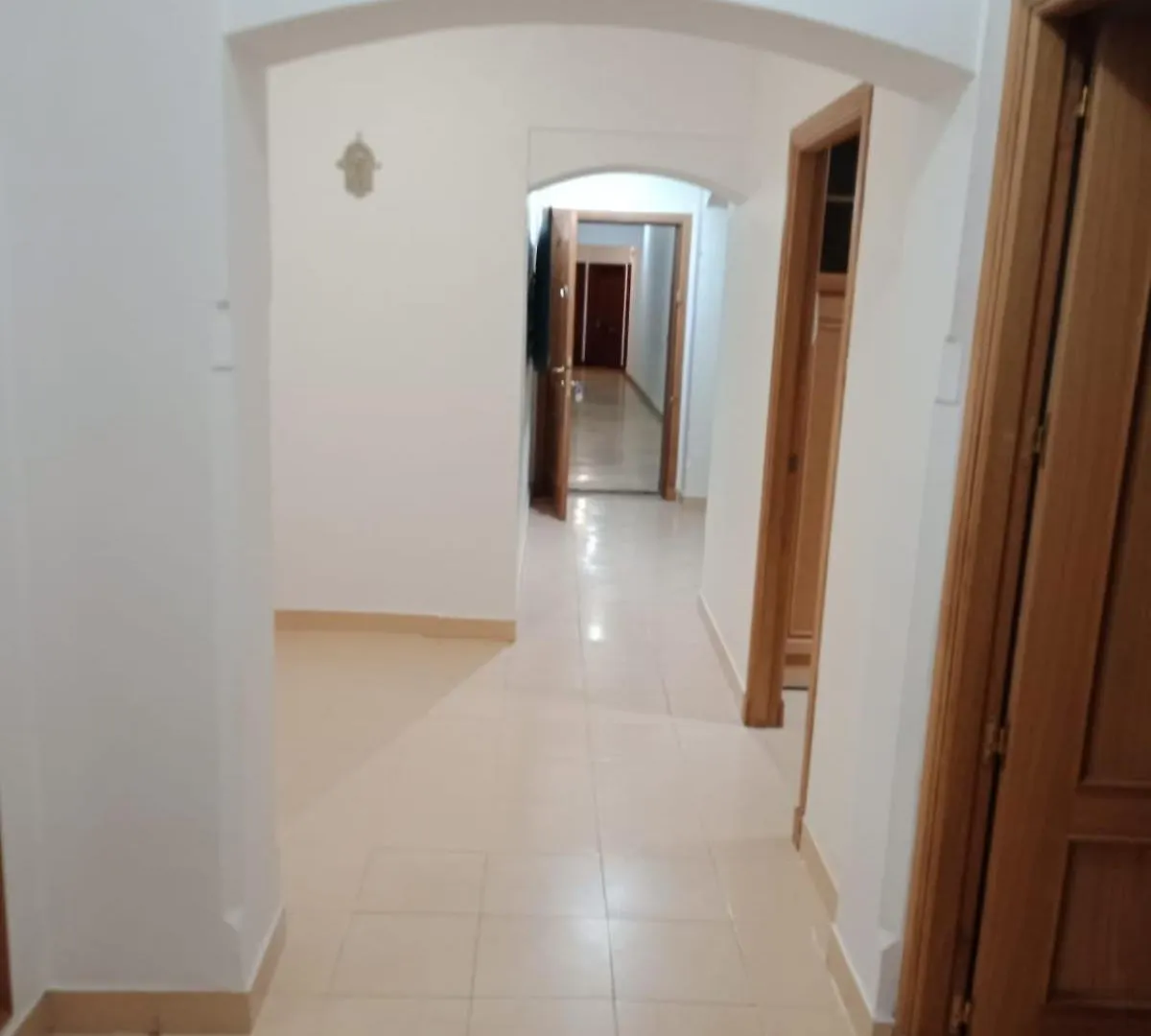 Luxurious Apartment In The Center Of Marrakech contacts